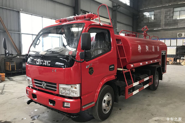 东风 多利卡D6 115马力 4X2 洒水车(程力威牌)(CLW5040GSSD5)