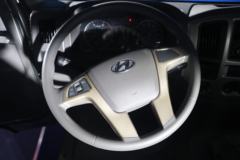 现代商用车 泓图500 130马力 4X2 4.165米单排厢式轻卡(6挡)(CNJ2040XXYZDB33V) 现代商用车 泓图500 130马力 4X2 4.165米单排厢式轻卡(6挡)(CNJ2040XXYZDB33V)