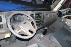 现代商用车 泓图500 130马力 4X2 4.165米单排厢式轻卡(6挡)(CNJ2040XXYZDB33V) 现代商用车 泓图500 130马力 4X2 4.165米单排厢式轻卡(6挡)(CNJ2040XXYZDB33V)