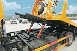 一汽解放轻卡底盘 &nbsp;清障车上装图片