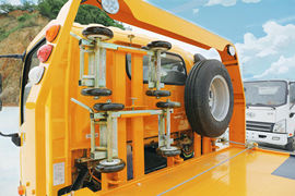 一汽解放轻卡底盘 &nbsp;清障车上装图片