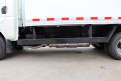 飞碟 缔途DX 102马力 4X2 冷藏车(FD5040XLCD66K5-1)