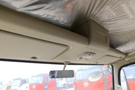 东风华神底盘&nbsp;油罐车驾驶室图片