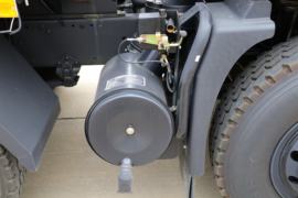 东风华神底盘&nbsp;油罐车底盘图片