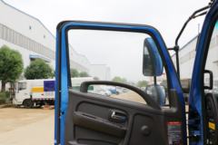 飞碟奥驰 D3系列 116马力 4X2 吸污车(FD5081GXWW17K5)