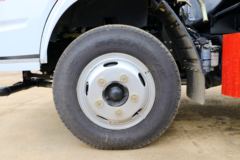 东风 福瑞卡F4 102马力 4X2 洒水车(程力威牌)(CLW5070GSSD5)