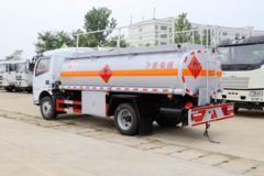 东风 多利卡 117马力 4X2 加油车(楚胜)(CSC5072GJYE)