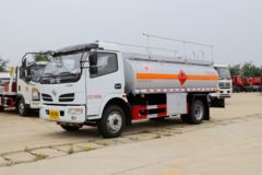 东风 多利卡 117马力 4X2 加油车(楚胜)(CSC5072GJYE)