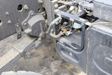 ���� ŷ��ETX 5ϵ 270���� 8X2 �͹޳�����(BJ5312GYY-AA)ͼƬ