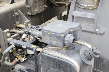 ���� ŷ��ETX 5ϵ 270���� 8X2 �͹޳�����(BJ5312GYY-AA)ͼƬ