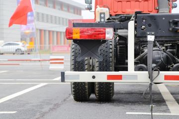 ���� ŷ��ETX 5ϵ 270���� 8X2 �͹޳�����(BJ5312GYY-AA)ͼƬ