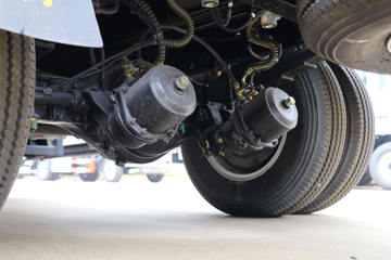 ���� ������D6 20�������� 140���� 4X2 ��ˮ��(��֪����)(SCS5070GPSEQ-6)ͼƬ