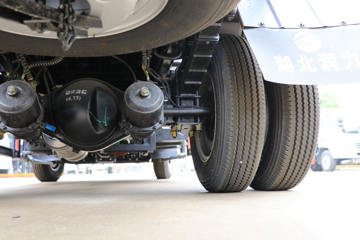 ���� ������D6 20�������� 140���� 4X2 ��ˮ��(��֪����)(SCS5070GPSEQ-6)ͼƬ