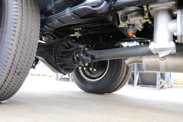 ���� ������D6 20�������� 140���� 4X2 ��ˮ��(��֪����)(SCS5070GPSEQ-6)ͼƬ