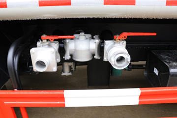 ���� ������D6 20�������� 140���� 4X2 ��ˮ��(��֪����)(SCS5070GPSEQ-6)ͼƬ