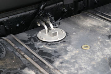 ���� ������D6 20�������� 140���� 4X2 ��ˮ��(��֪����)(SCS5070GPSEQ-6)ͼƬ