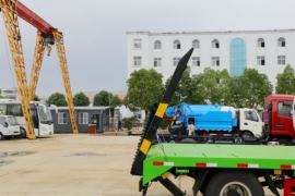 开拓X500&nbsp;平板运输车上装图片