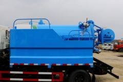 飞碟奥驰 A3系列 130马力 4X2 吸污车(神狐牌)(HLQ5040GQWF5)