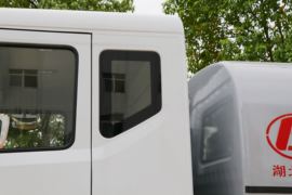 东风多利卡底盘&nbsp;洒水车/喷洒车外观图片