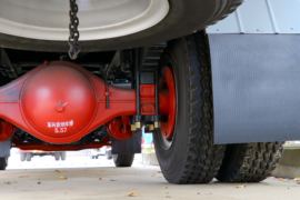 东风多利卡底盘&nbsp;洒水车/喷洒车底盘图片