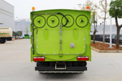 东风 多利卡D6 102马力 4X2 吸尘车(楚胜牌)(CSC5070TXC5)