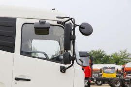 东风天锦&nbsp;油罐车外观图片