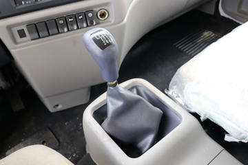 �������ó� ��� 190���� 4X2 ���ͳ�(��ʤ��)(CSC5180GYYDA)ͼƬ