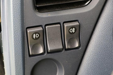 �������ó� ��� 190���� 4X2 ���ͳ�(��ʤ��)(CSC5180GYYDA)ͼƬ