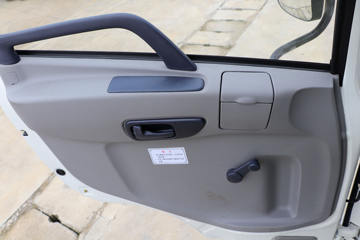 �������ó� ��� 190���� 4X2 ���ͳ�(��ʤ��)(CSC5180GYYDA)ͼƬ