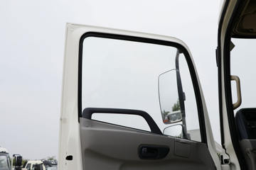 �������ó� ��� 190���� 4X2 ���ͳ�(��ʤ��)(CSC5180GYYDA)ͼƬ