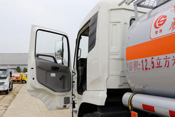 �������ó� ��� 190���� 4X2 ���ͳ�(��ʤ��)(CSC5180GYYDA)ͼƬ