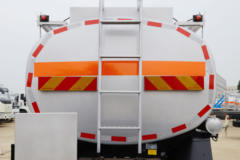 东风商用车 天锦 190马力 4X2 运油车(楚胜牌)(CSC5180GYYDA)