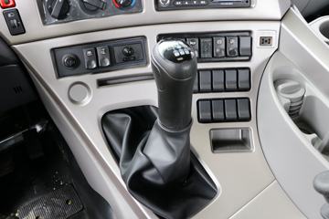 ½ VLȼ 460 6X4 LNGǣ()(DFV4258GP6N)ͼƬ