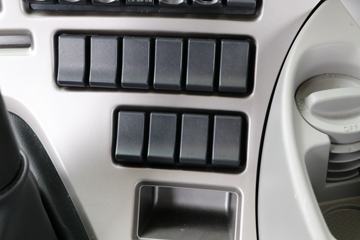 ½ VLȼ 460 6X4 LNGǣ()(DFV4258GP6N)ͼƬ