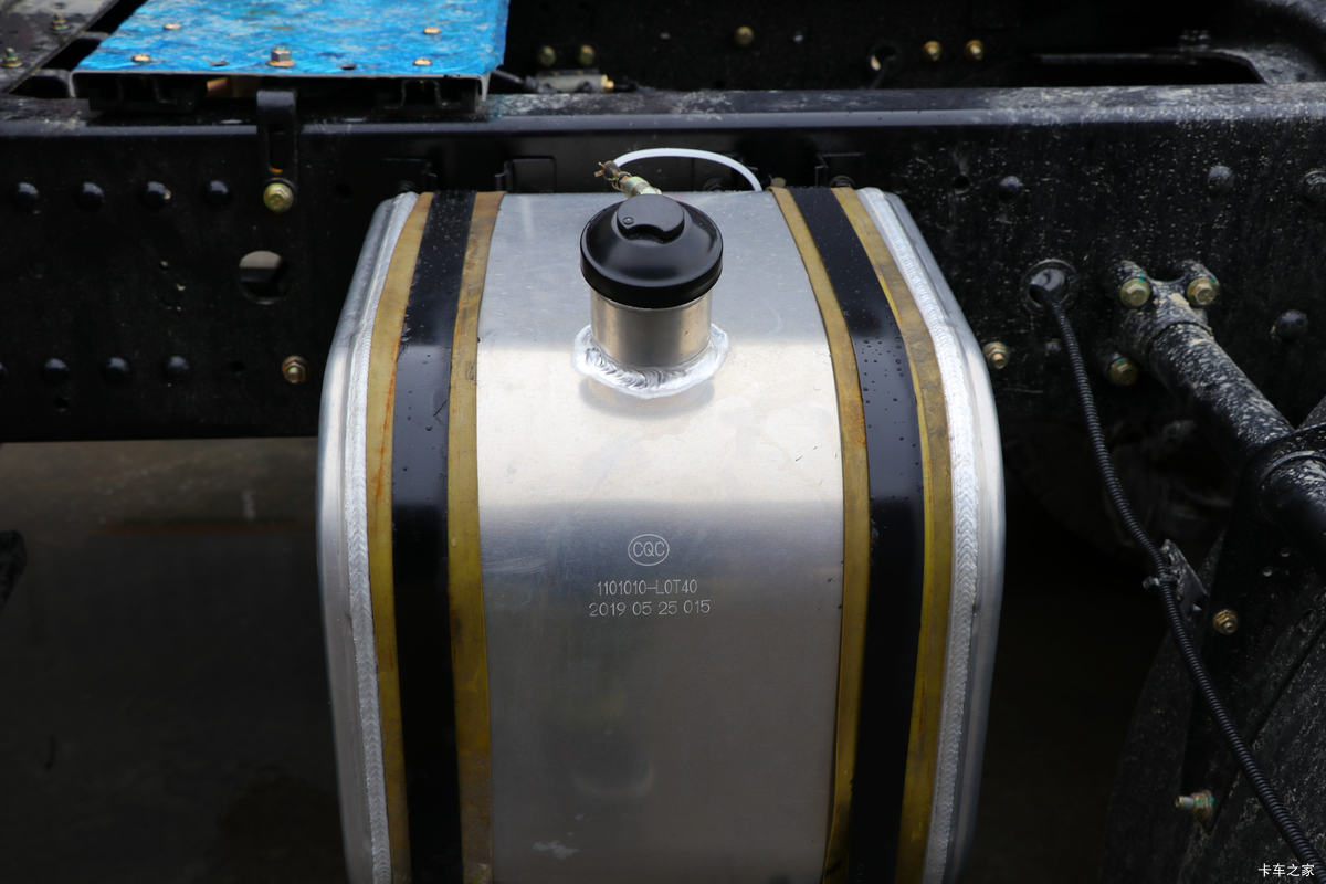 ½ VLȼ 460 6X4 LNGǣ()(DFV4258GP6N)                                                