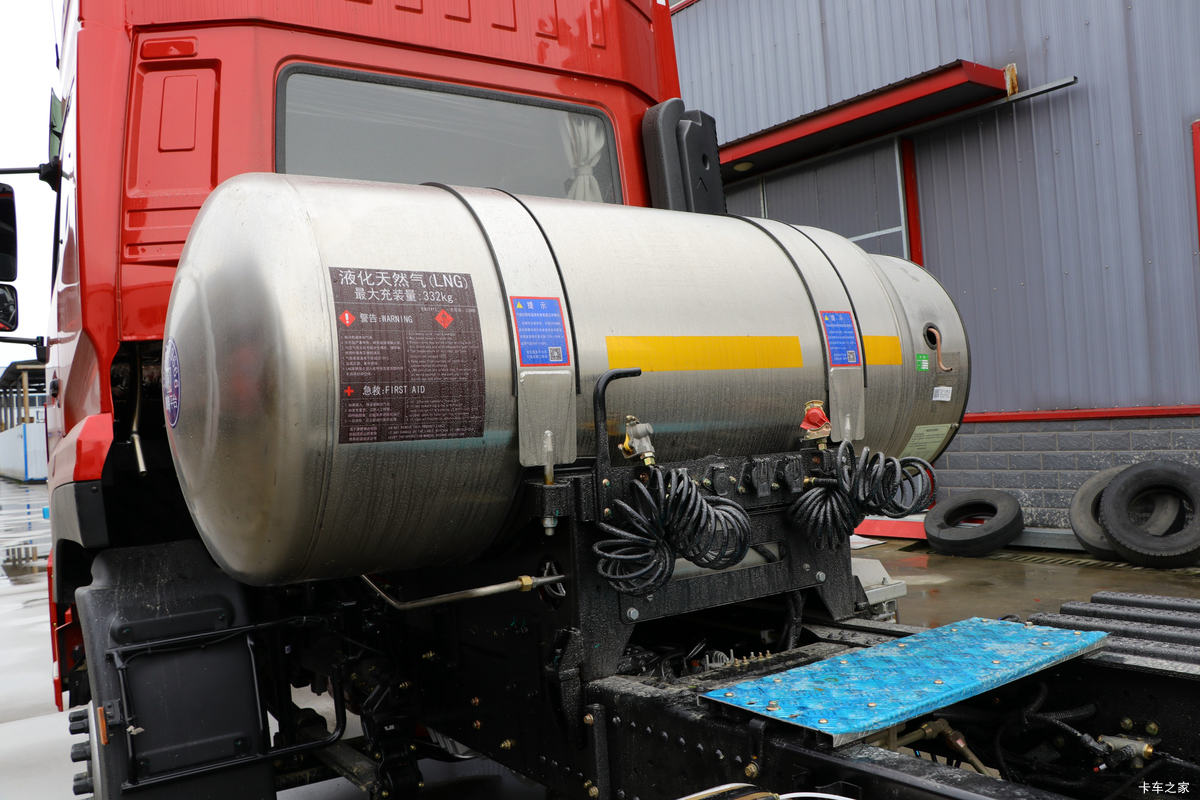 ½ VLȼ 460 6X4 LNGǣ()(DFV4258GP6N)                                                