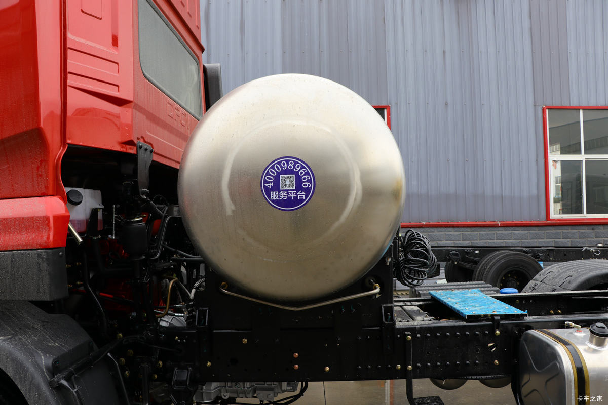 ½ VLȼ 460 6X4 LNGǣ()(DFV4258GP6N)                                                