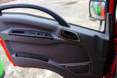 东风新疆 拓行D1 160马力 6X2 4.2米自卸车