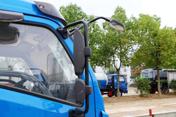 ����Ծ�� ����X500 125���� 4X2 ƽ�����䳵(SH5042TPBKFDCWZ)ͼƬ