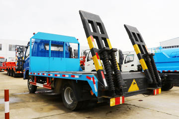 ����Ծ�� ����X500 125���� 4X2 ƽ�����䳵(SH5042TPBKFDCWZ)ͼƬ