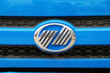 ����Ծ�� ����X500 125���� 4X2 ƽ�����䳵(SH5042TPBKFDCWZ)ͼƬ