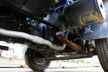 ����Ծ�� ����X500 125���� 4X2 ƽ�����䳵(SH5042TPBKFDCWZ)ͼƬ