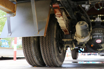 ����Ծ�� ����X500 125���� 4X2 ƽ�����䳵(SH5042TPBKFDCWZ)ͼƬ