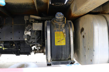 ����Ծ�� ����X500 125���� 4X2 ƽ�����䳵(SH5042TPBKFDCWZ)ͼƬ