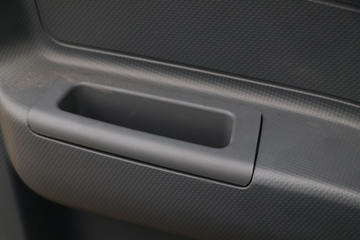 ����Ծ�� ����X500 125���� 4X2 ƽ�����䳵(SH5042TPBKFDCWZ)ͼƬ