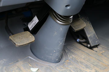 ����Ծ�� ����X500 125���� 4X2 ƽ�����䳵(SH5042TPBKFDCWZ)ͼƬ