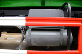 豪瀚J5G&nbsp;吸污/吸粪车底盘图片