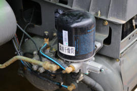 豪瀚J5G&nbsp;吸污/吸粪车底盘图片