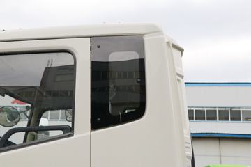 �����½� ���KS 180���� 4X2 4.5����ж��(10��)ͼƬ