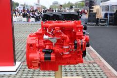 安徽康明斯B4.5NS6B220 220马力 4.5L 国六 柴油发动机